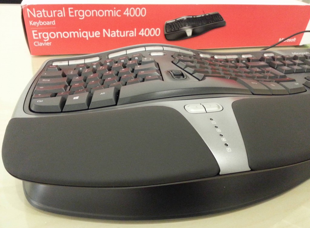 sur élévation clavier ergonomique microsoft 4000